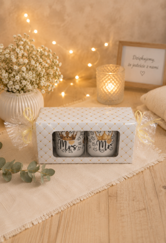 Kubki Mr. &amp; Mrs. z koroną – zestaw 2 eleganckich kubków dla Pary Młodej